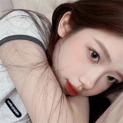 专业和亲，副业谐星